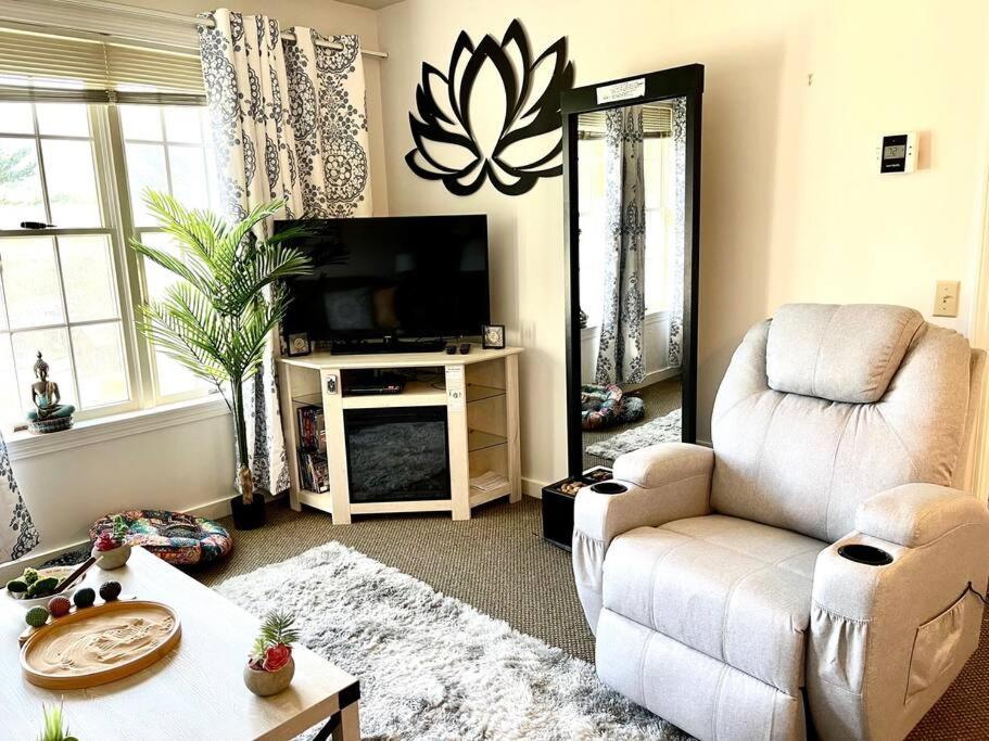 Gorgeous New Zen Suite Sleeps 4-Ski On Off Jiminy Ханкок Екстериор снимка